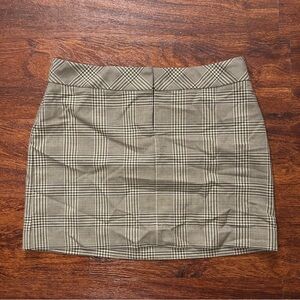 🎁 Express Plaid Tan Black Mini Skirt A-line